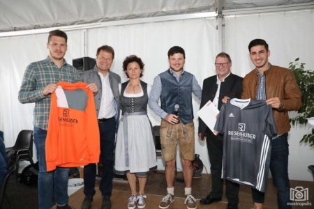 Riesenhuber-Dressen